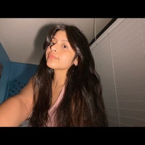 Meet your Posher, Aileen